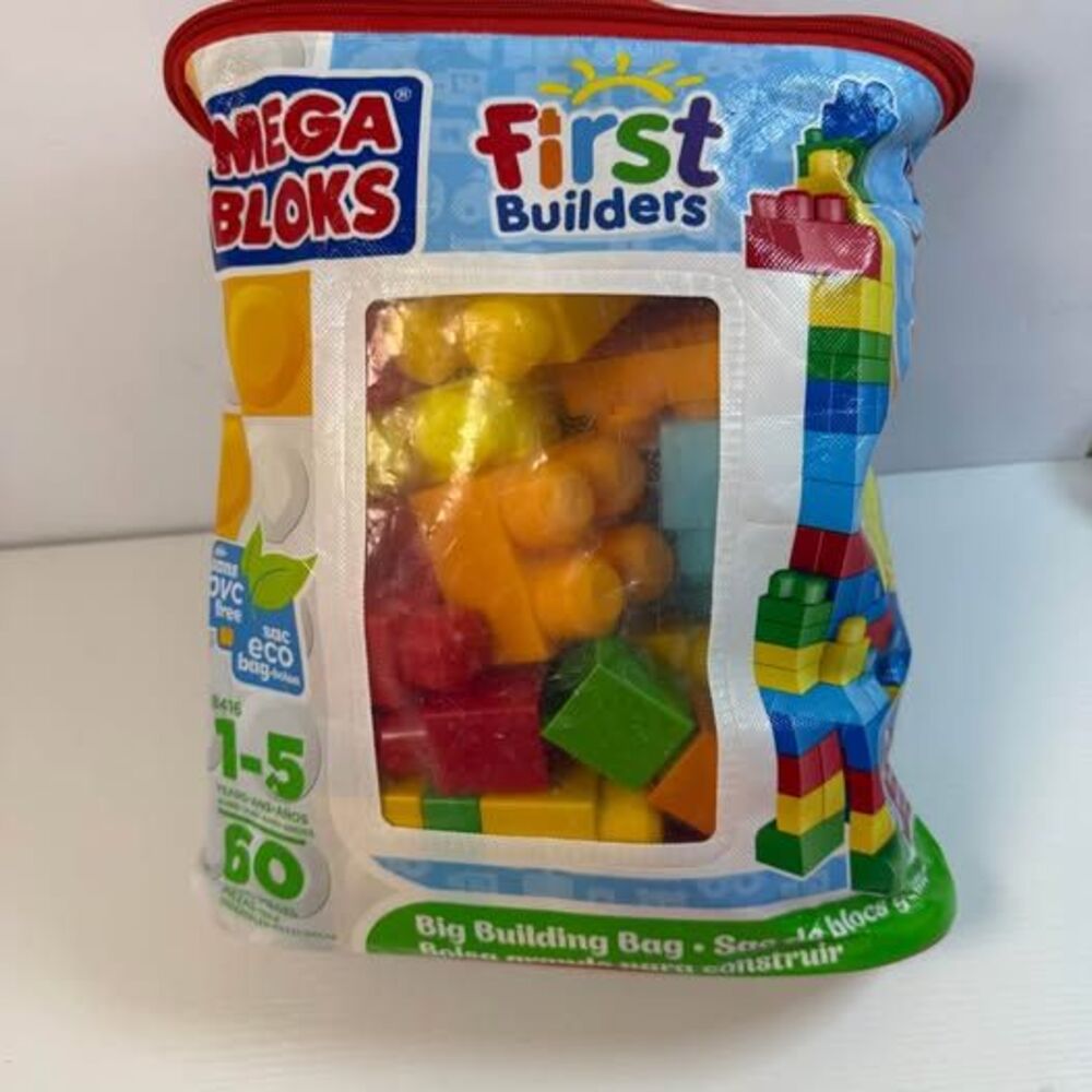 61 Mega Blocks w/ Car